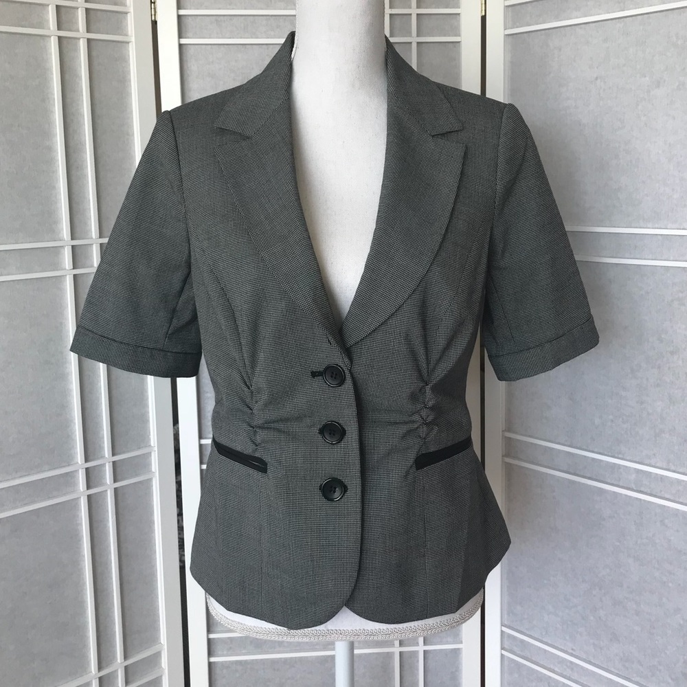 NWOT▪️The Limited 3/4 Sleeve Blazer Jacket